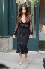 KIM KARDASHIAN Out and About in New York