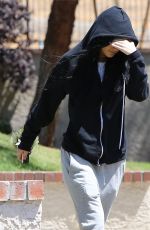 KYLIE JENNER Hides from Pap