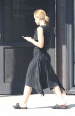 MENA SUVARI Out and About in Venice Beach