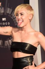 MILEY CYRUS at 2014 MTV Video Music Awards