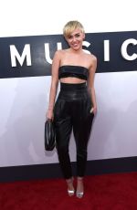 MILEY CYRUS at 2014 MTV Video Music Awards