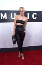 MILEY CYRUS at 2014 MTV Video Music Awards