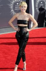 MILEY CYRUS at 2014 MTV Video Music Awards
