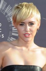 MILEY CYRUS at 2014 MTV Video Music Awards