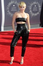MILEY CYRUS at 2014 MTV Video Music Awards