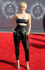 MILEY CYRUS at 2014 MTV Video Music Awards
