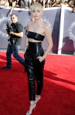 MILEY CYRUS at 2014 MTV Video Music Awards