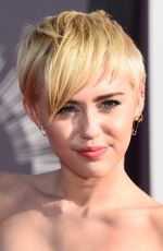 MILEY CYRUS at 2014 MTV Video Music Awards