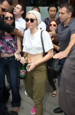 MILEY CYRUS Leaves Her New York