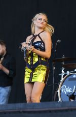 PIXIE LOTT Performs at V Festival at Hylands Park
