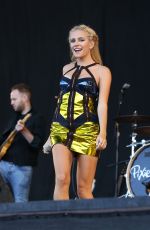 PIXIE LOTT Performs at V Festival at Hylands Park