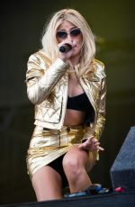 PIXIE LOTT Performs at V Festival in Chelmsford