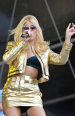 PIXIE LOTT Performs at V Festival in Chelmsford