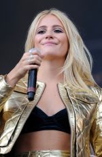 PIXIE LOTT Performs at V Festival in Chelmsford