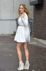Pregnant KIMBERLEY WYATT Leaves a Studio in London