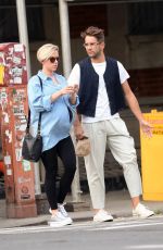 Pregnant SCARLETT JOHANSSON Out and Abut in New York 1708