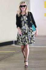 REESE WITHERSPOON Out and About in Beverly Hills 0708