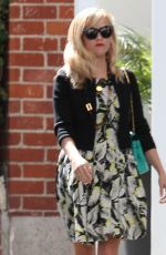 REESE WITHERSPOON Out and About in Beverly Hills 0708