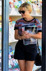 REESE WITHERSPOON Out and About in Brentwood and Pacific Palisades