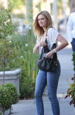 SARA PAXTON Leaves Ken Paves Salon in West Hollywood