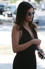 SELENA GOMEZ Out for Lunch in Los Angeles
