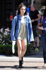 SKY FERREIRA Shopping at Barnes & Noble in Los Angeles