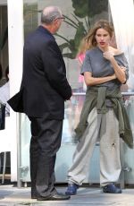 SOFIA VERGARA on the Set of Modern Family in Beverly Hills 0708