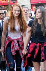 SOPHIE TURNER and HAILEE STEINFELD at Barely Lethal Screening in Los Angeles