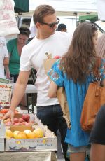 SUMMER GLAU Shopping at Farmers Market in Los Angeles