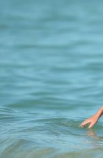SYLVIE VAN DER VAART in Bik in Saint Tropez