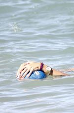 SYLVIE VAN DER VAART in Bik in Saint Tropez