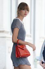 TAYLOR SWIFT Out in New York 0108