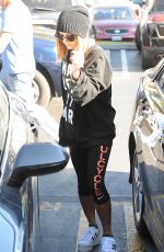 VANESSA HUDGENS Shopping Grocery at Trader Joe