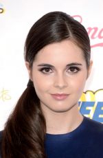 VANESSA MARANO at Teen Choice Awards 2014 in Los Angeles