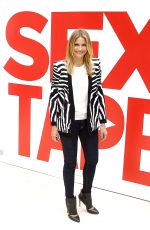 CAMERON DIAZ at S.x Tape Photocall at Hotel Bristol