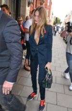 CARA DELEVINGNE at Burberry Prorsum Fashion Show in London