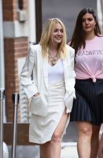 DAKOTA FANNING Out and About in New York 0909