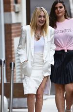 DAKOTA FANNING Out and About in New York 0909