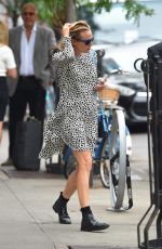 DIANE KRUGER Out and About in New York 0909