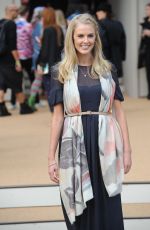 DONNA AIR at Burberry Prorsum Fashion Show in London