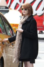 EMMA STONE Hailing a Cab in New York