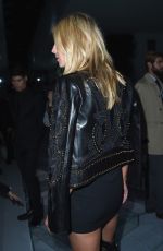 HEIDI KLUM at Versace Fashion Show in Milan