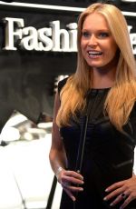 HEIDI WATNEY at Pandora Jewelry at Mercedes-benz Fashion Week in New York