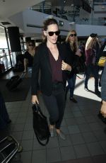 JENNIFER GARNER Arrives at LAX Airport in Los Angeles