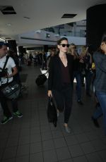 JENNIFER GARNER Arrives at LAX Airport in Los Angeles