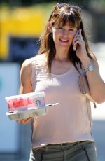 JENNIFER GARNER Leaves Coffee Bean in Los Angeles