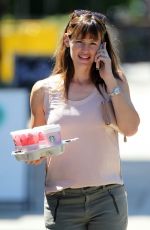 JENNIFER GARNER Leaves Coffee Bean in Los Angeles