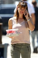 JENNIFER GARNER Leaves Coffee Bean in Los Angeles
