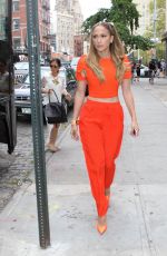 JENNIFER LOPEZ Leaves Her Apartment in New York