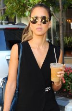 JESSICA ALBA Arrives at Her Hotel in Manhattan 2709